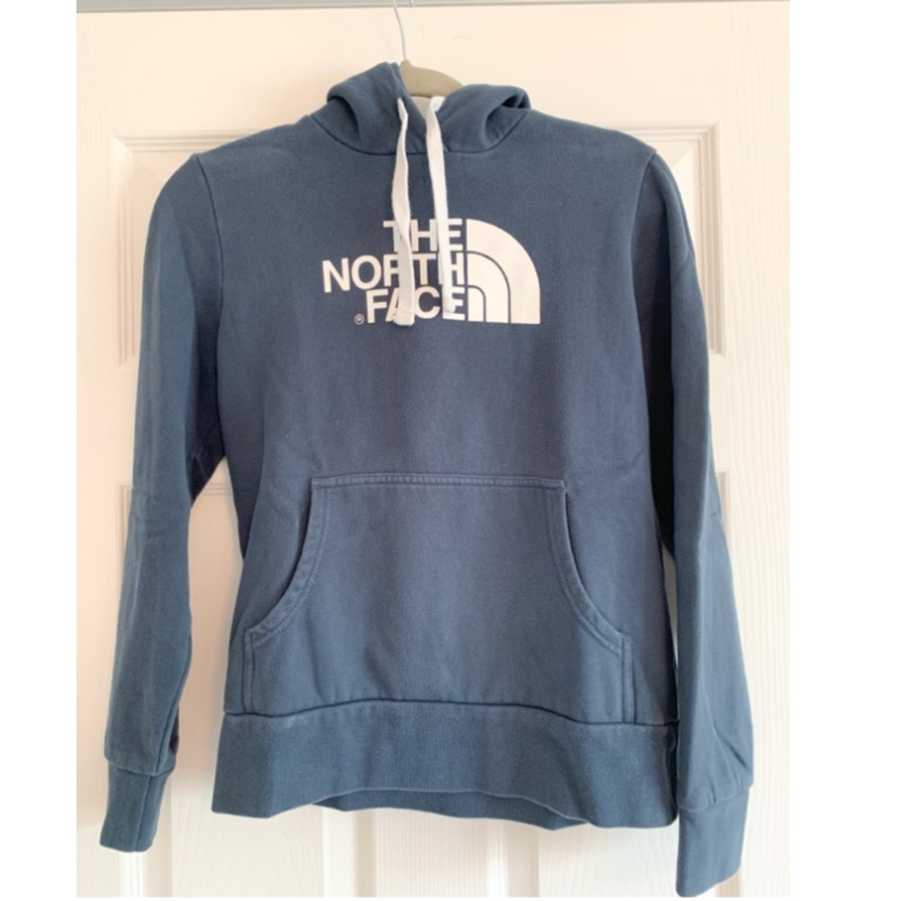 The north face sweatshirt